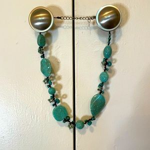 Green howlite bead necklace 18”